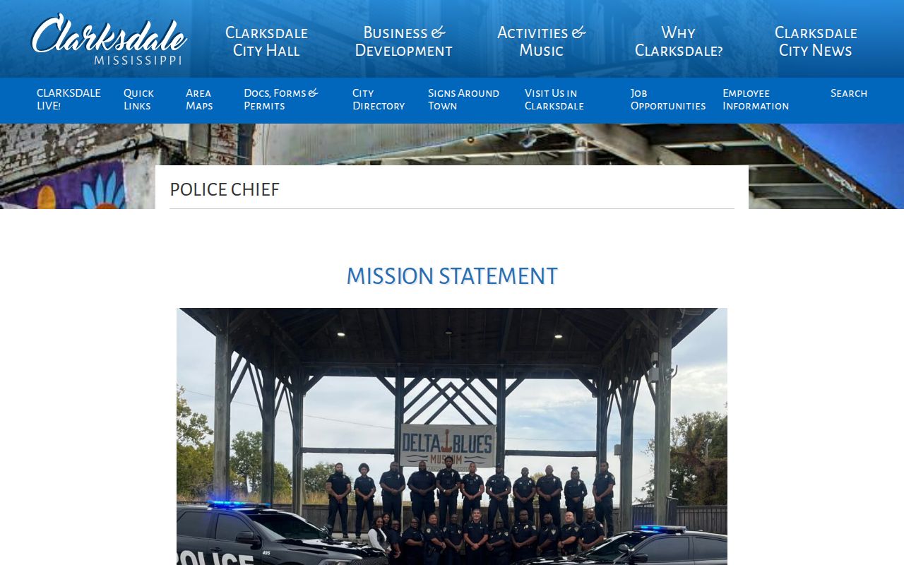 Clarksdale Police Department page listing contacts for city warrant questions