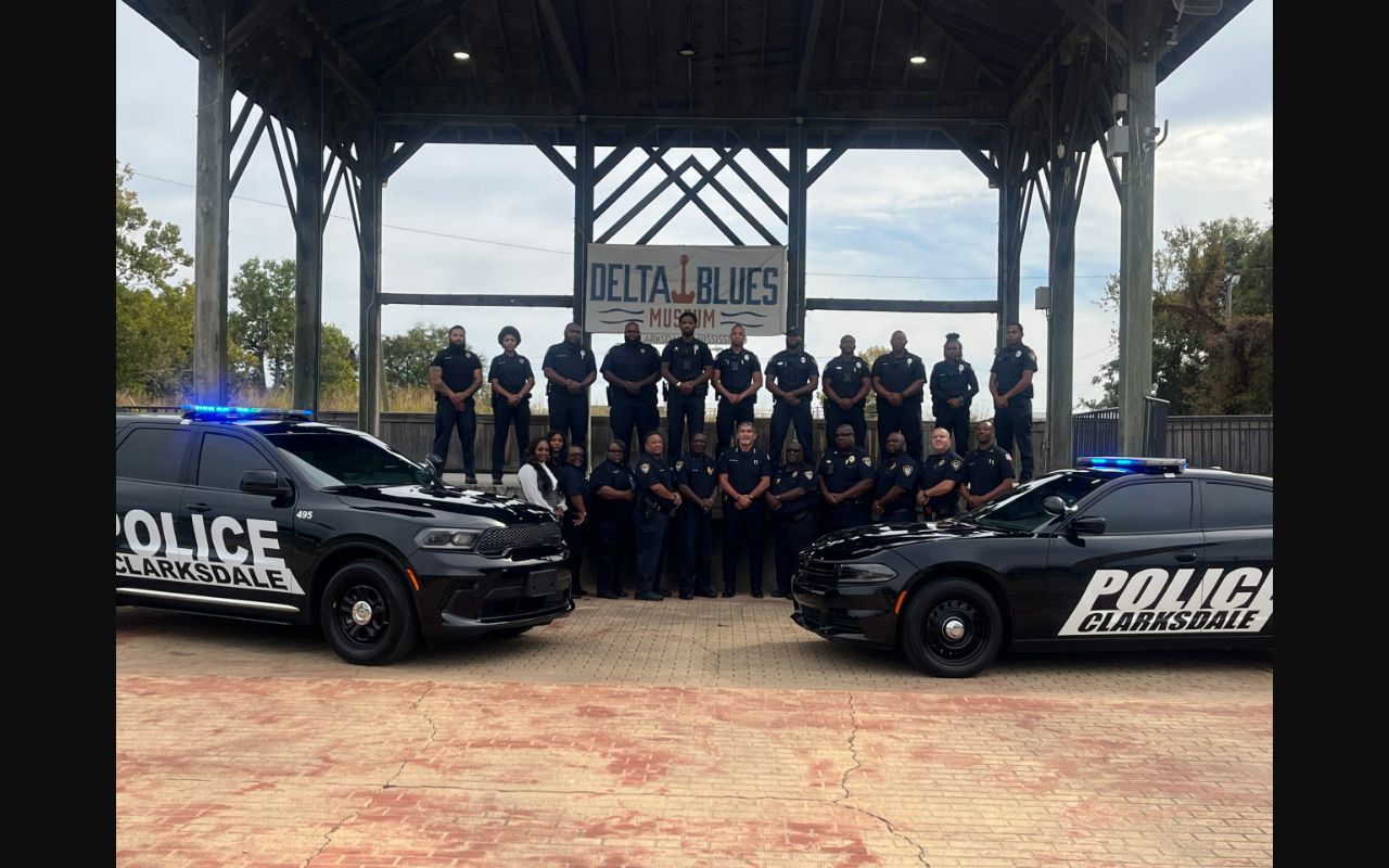 Clarksdale Police Department building where city warrant service is handled